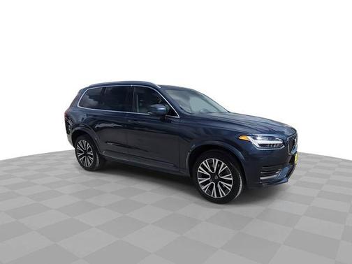 Denim Blue Metallic 2021 Volvo XC90 T5 Momentum 7 Passenger