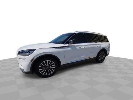 White 2021 Lincoln Aviator Reserve RWD