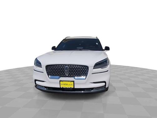 White 2021 Lincoln Aviator Reserve RWD