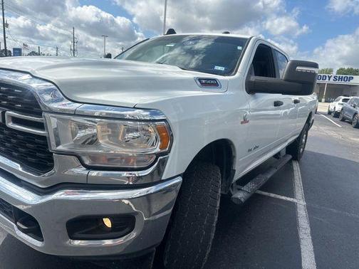Bright White Clearcoat 2023 RAM 3500 Big Horn