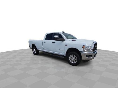 Bright White Clearcoat 2023 RAM 3500 Big Horn