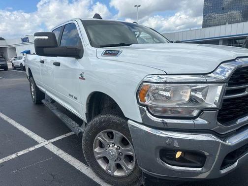 Bright White Clearcoat 2023 RAM 3500 Big Horn