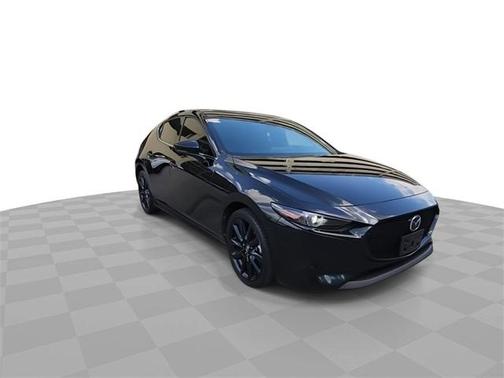 2022 Mazda Mazda3 FWD w/Premium Package