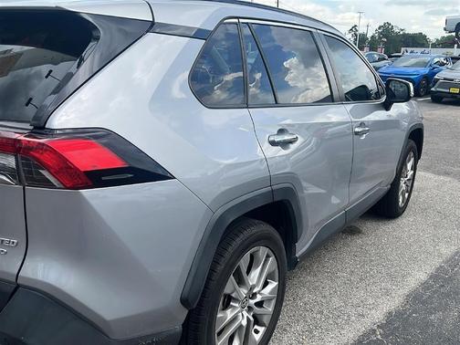 Silver Sky Metallic 2020 Toyota RAV4 Limited