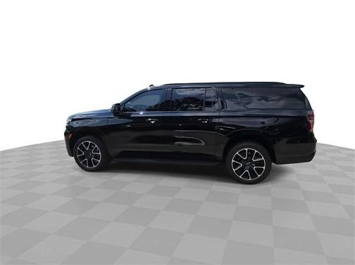 2024 Chevrolet Suburban RST