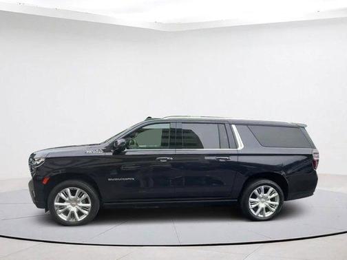 Photo 5 of 35 of 2022 Chevrolet Suburban High Country