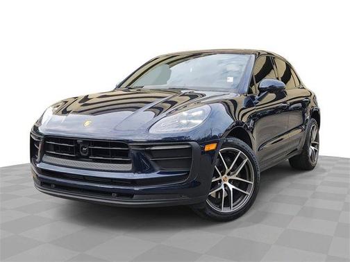 2022 Porsche Macan Base