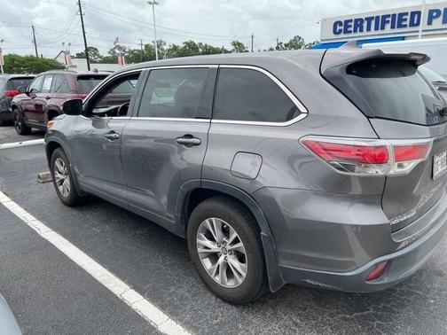 2016 Toyota Highlander LE