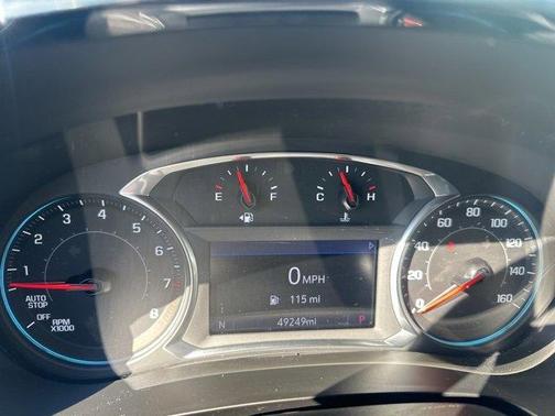 2022 Chevrolet Traverse LT Cloth