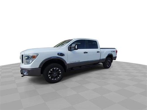 2017 Nissan Titan XD PRO-4X