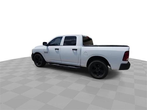 2018 RAM 1500 ST