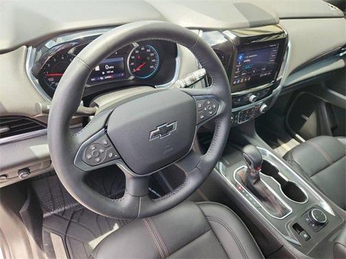 2022 Chevrolet Traverse RS