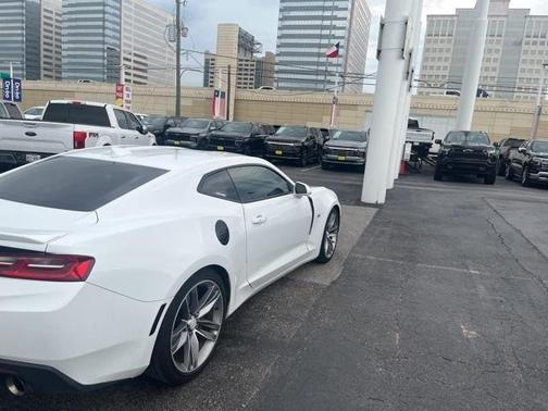 2017 Chevrolet Camaro 2LT