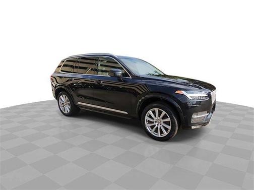 2018 Volvo XC90 T6 Inscription