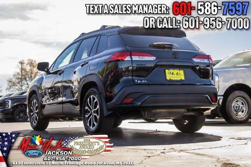Jet Black 2025 Toyota Corolla Cross Hybrid SE