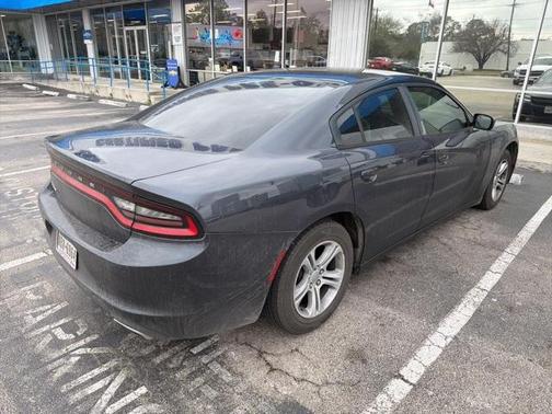 2016 Dodge Charger SE