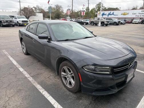 2016 Dodge Charger SE