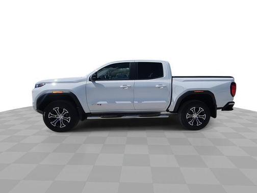 Summit White 2023 GMC Canyon AT4