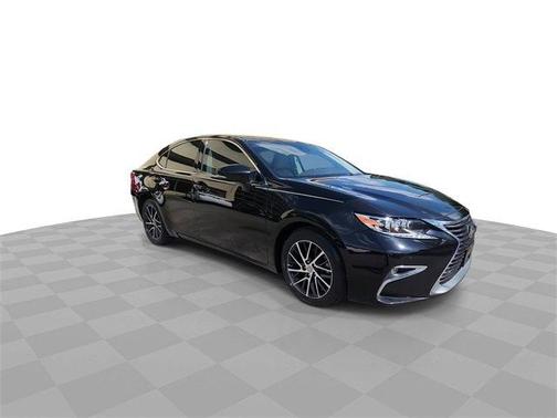 2017 Lexus ES 350 Base