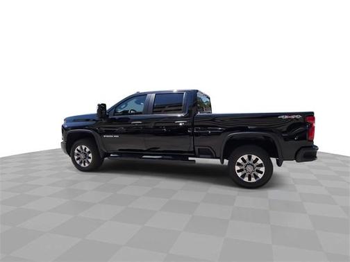 2024 Chevrolet Silverado 2500 Custom