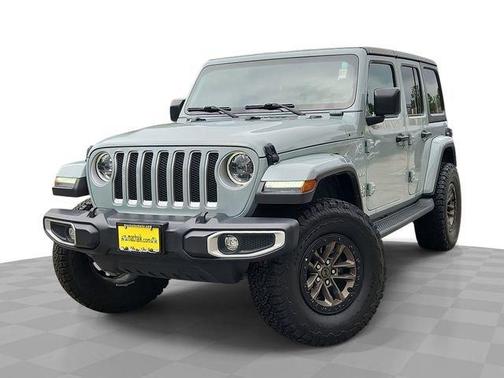 Earl Clearcoat 2023 Jeep Wrangler Sahara