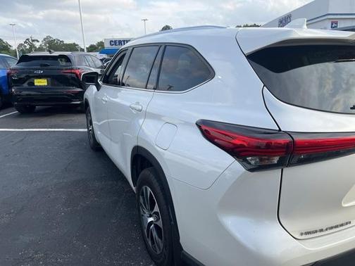 2020 Toyota Highlander XLE