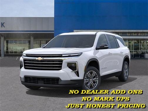 2025 Chevrolet Traverse LT