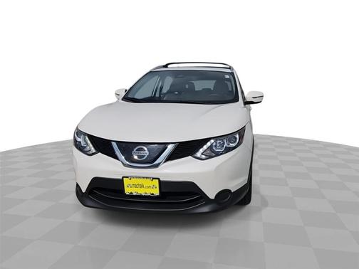 White 2019 Nissan Rogue Sport SV