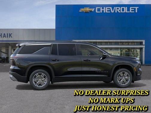 Black 2026 Chevrolet Traverse LT