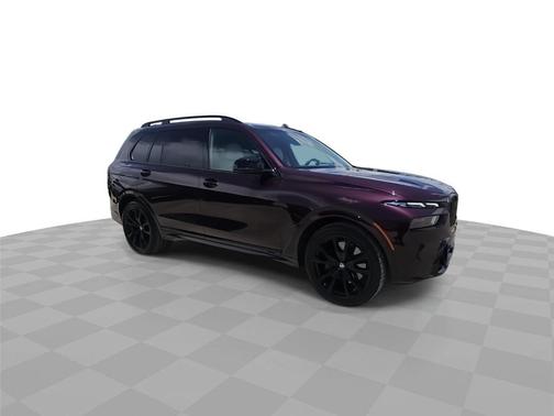 Ametrin Metallic 2025 BMW X7 M60i