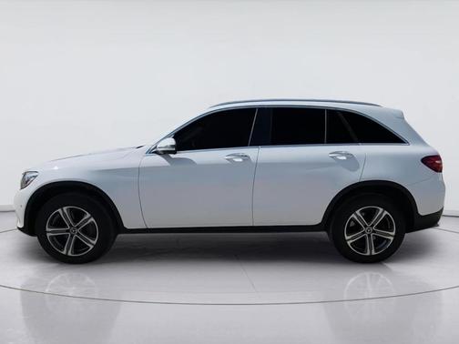 designo Cardinal Red Metallic 2018 Mercedes-Benz GLC 300 Base