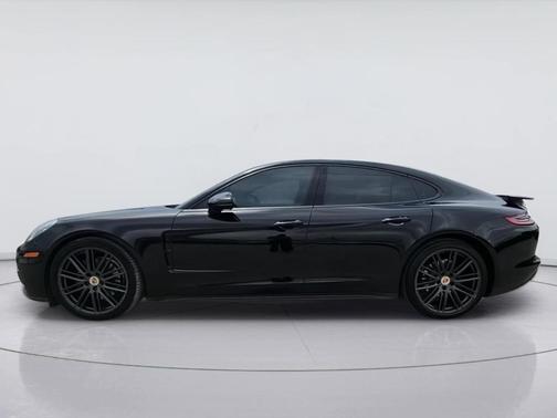 Black 2018 Porsche Panamera 4