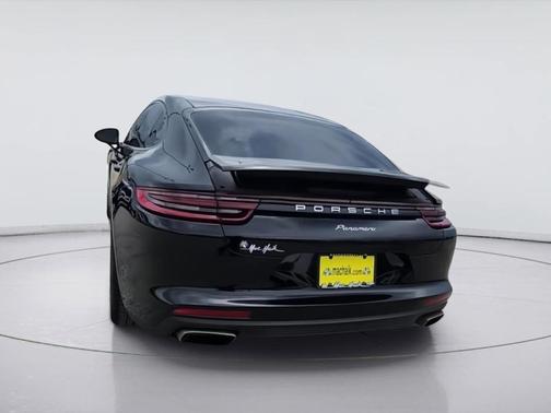Black 2018 Porsche Panamera 4