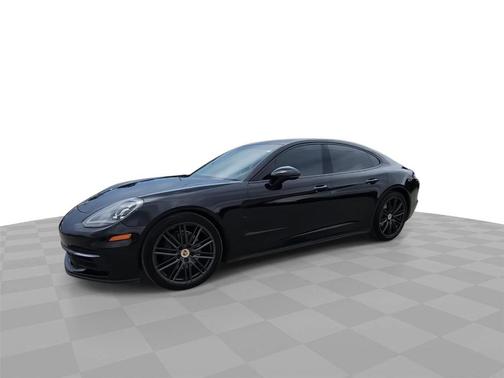 Black 2018 Porsche Panamera 4