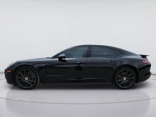 Black 2018 Porsche Panamera 4