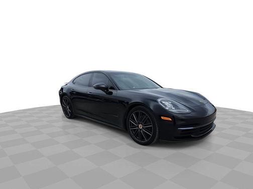 Black 2018 Porsche Panamera 4