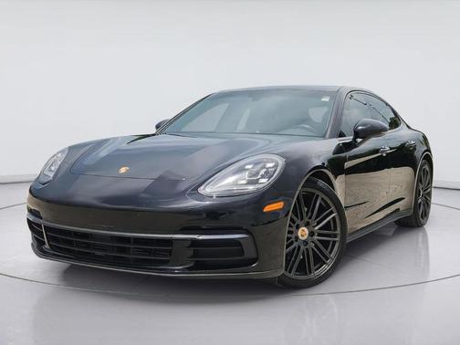 Black 2018 Porsche Panamera 4