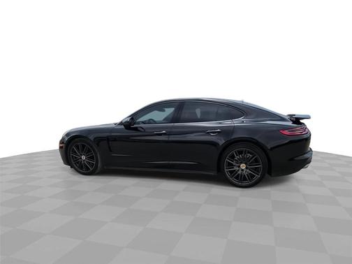 Black 2018 Porsche Panamera 4
