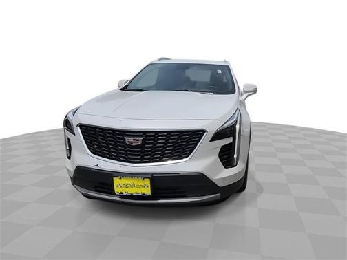 2021 Cadillac XT4 Premium Luxury