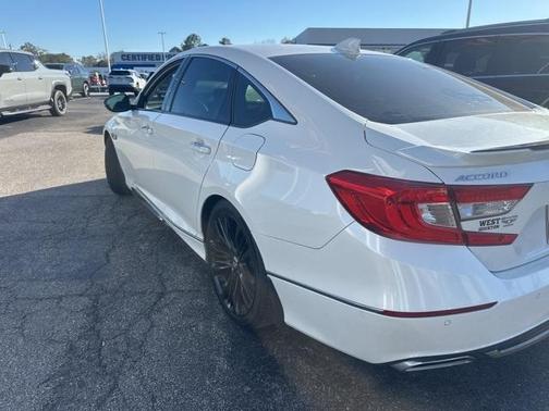 2018 Honda Accord Touring 2.0T