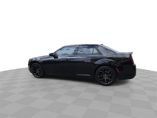 2019 Chrysler 300 Touring