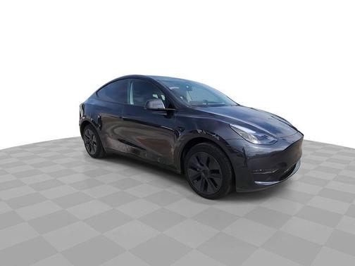 Gray 2024 Tesla Model Y Long Range