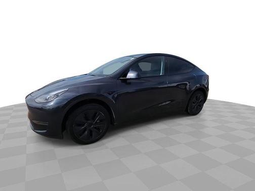 Gray 2024 Tesla Model Y Long Range