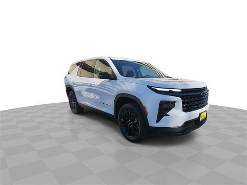 2024 Chevrolet Traverse LS