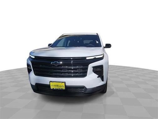 2024 Chevrolet Traverse LS