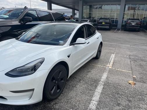 2023 Tesla Model 3 Base