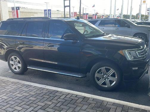 Agate Black 2019 Ford Expedition XLT