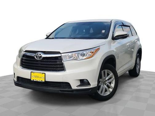 Blizzard Pearl 2016 Toyota Highlander LE
