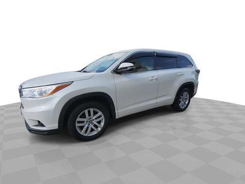 Blizzard Pearl 2016 Toyota Highlander LE