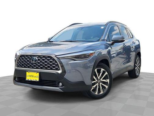 CELESTITE 2022 Toyota Corolla Cross XLE